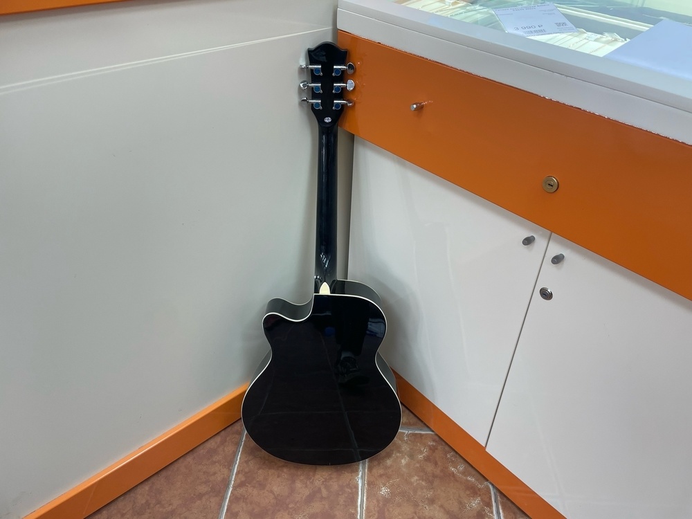 Гитара акустическая Elitaro E4040 Wave