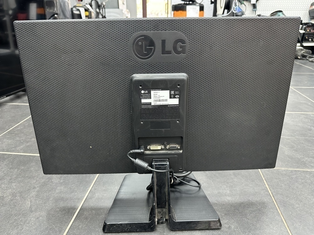 Монитор LG 23MP48D-P