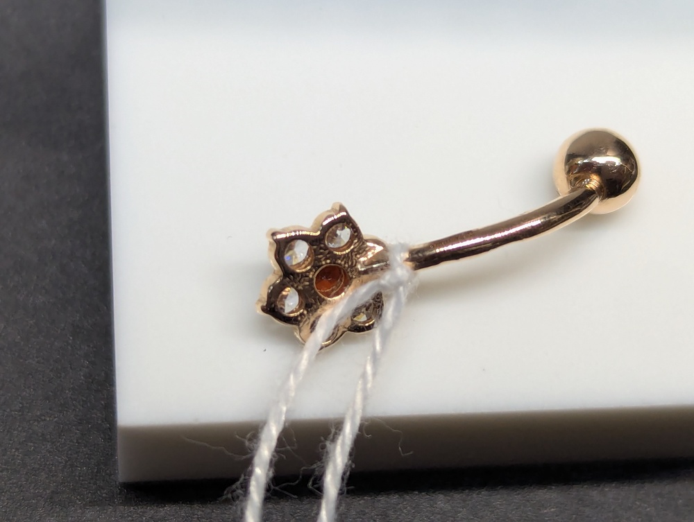 ПИРСИНГ В ПУПОК с камнями (Au 585)