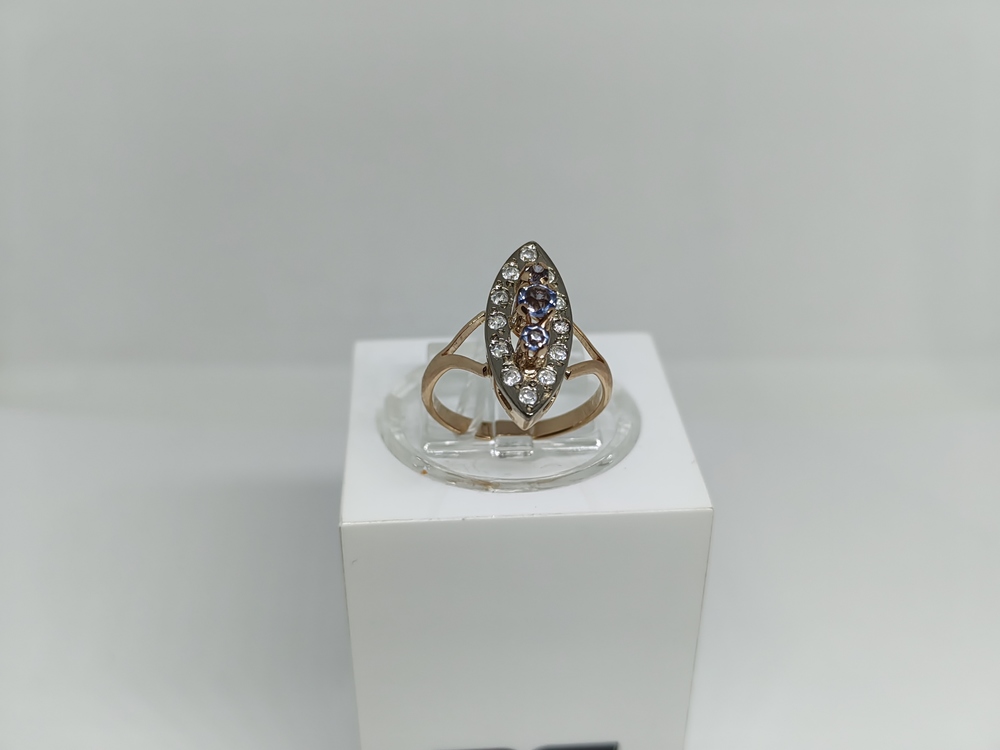 КОЛЬЦО С КАМНЯМИ (Au 585)