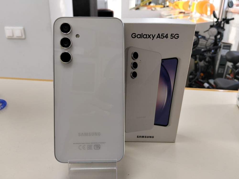 Смартфон Samsung Galaxy A54 6/128