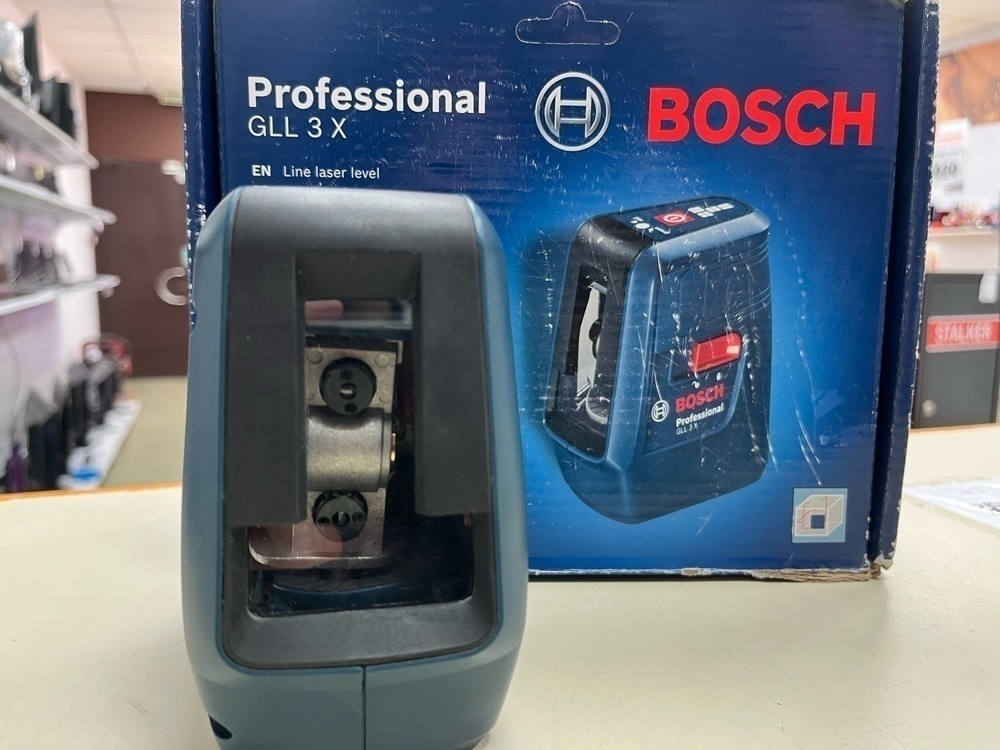 Нивелир Bosch GLL 3 X;
