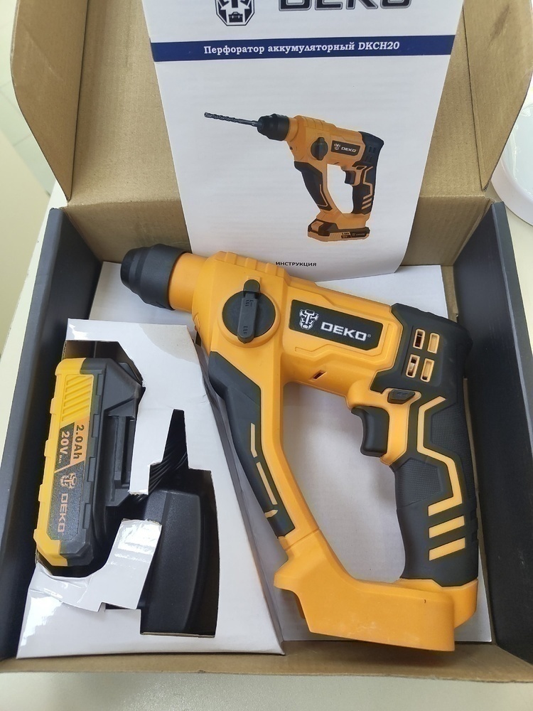 Перфоратор Deko DKCH20
