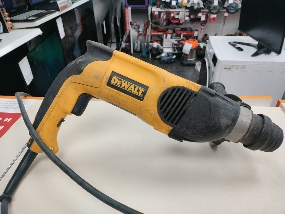 Перфоратор Dewalt D25003