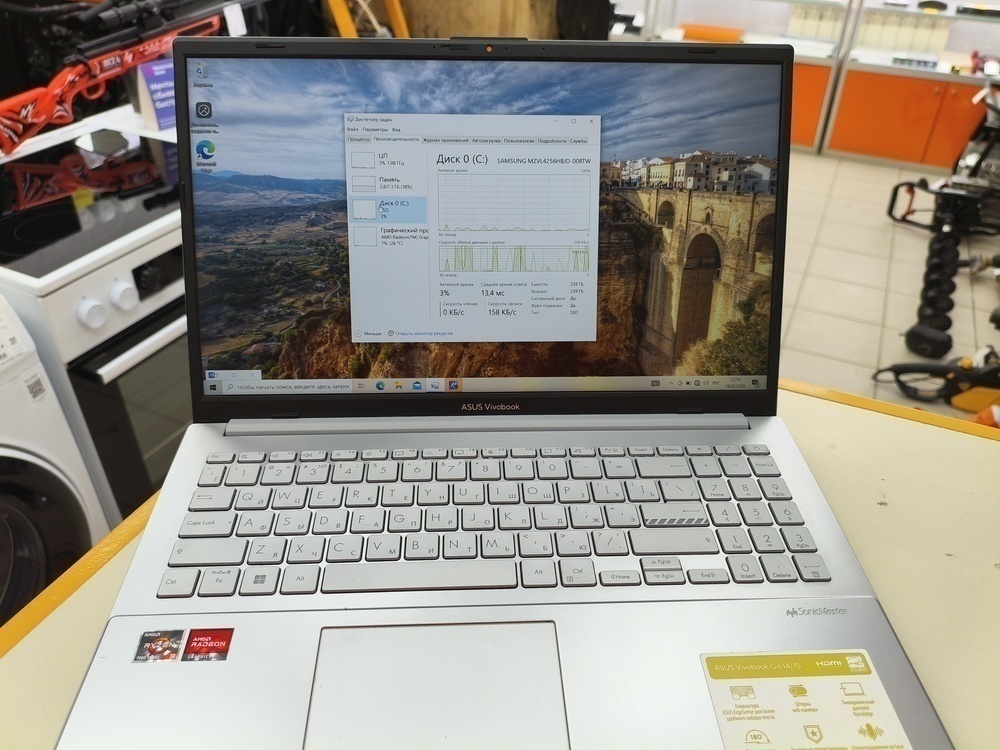 Ноутбук ASUS Vivobook GO 14/15; Ryzen 3 7320, AMD Radeon (TM) Graphics, 8 Гб, 240 Гб, Нет