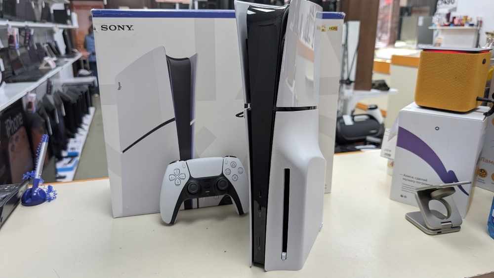 Игровая приставка PlayStation 5 Slim 1TB (С дисководом)