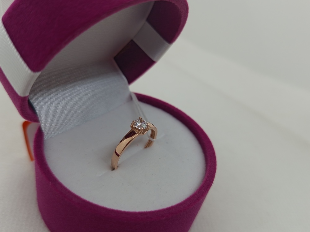 КОЛКМ585 КОЛЬЦО С КАМНЕМ (Au 585)