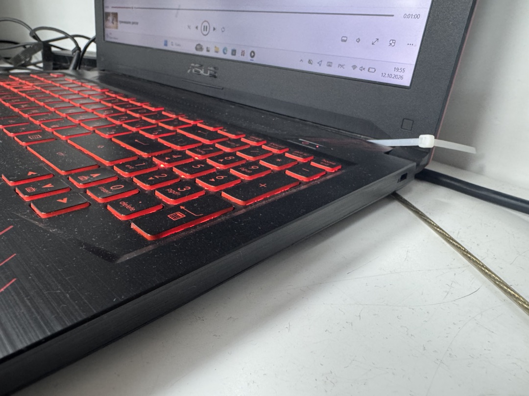 Ноутбук ASUS TUF Gaming FX504G; Core i7-8750H, GeForce GTX 1050 2Gb, 8 Гб, 128 Гб, 1 Tb