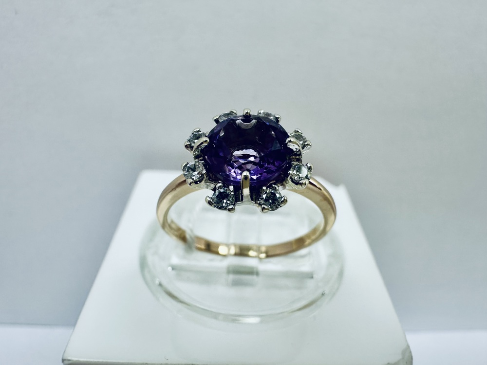 КОЛЬЦО С КАМНЯМИ (Au 585)