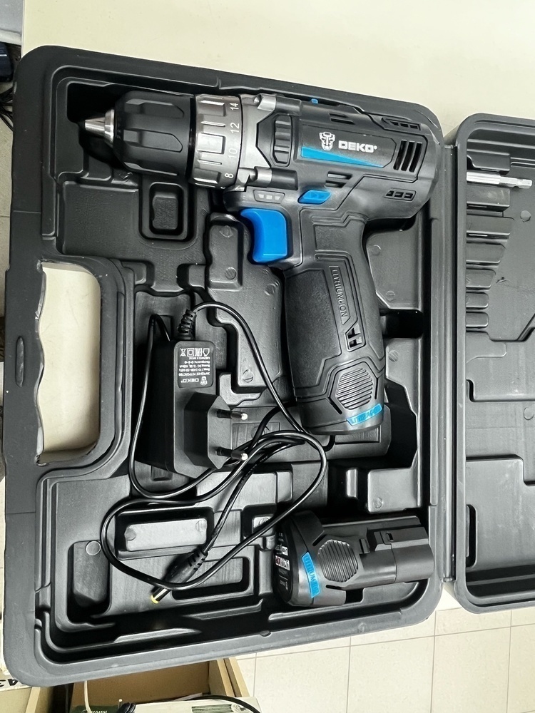 Шуруповерт Deko GCD12DU3