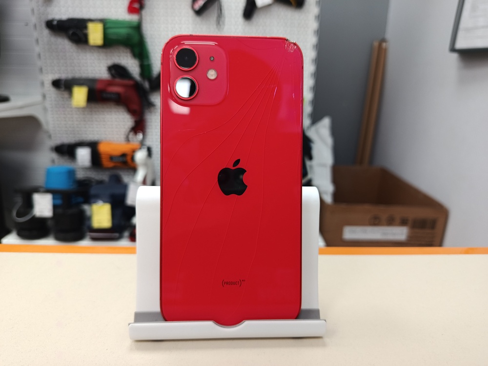Смартфон Apple iPhone 12 64Gb