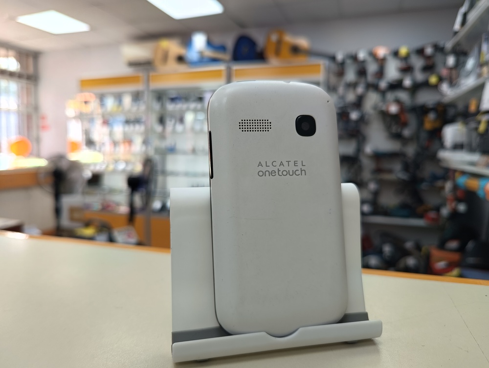 Смартфон Alcatel 4032D