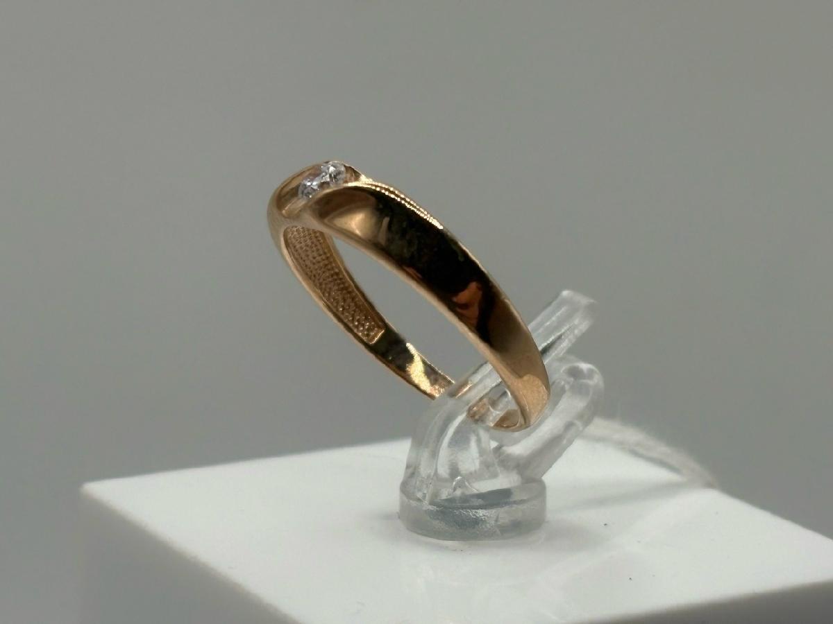 КОЛКМ375 КОЛЬЦО С КАМНЕМ (Au 375)