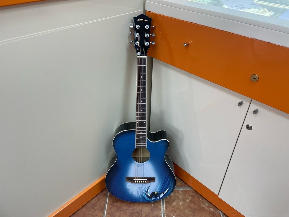 Гитара акустическая Elitaro E4040 Wave