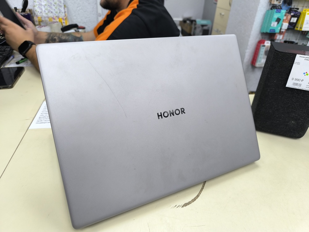 Ноутбук Honor; Ryzen 5 6600H, AMD Radeon (TM) Graphics, 16 Гб, 480 Гб, Нет