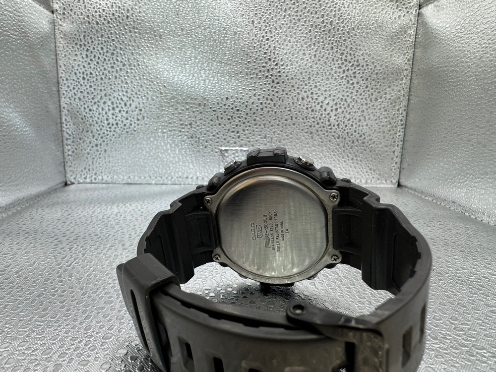 Часы наручные Casio AE-1500WH