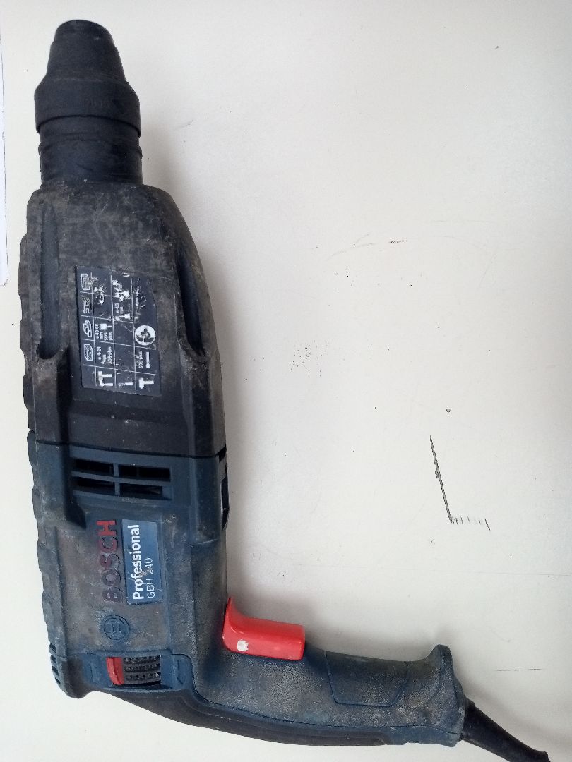 Перфоратор Bosch GBH 240