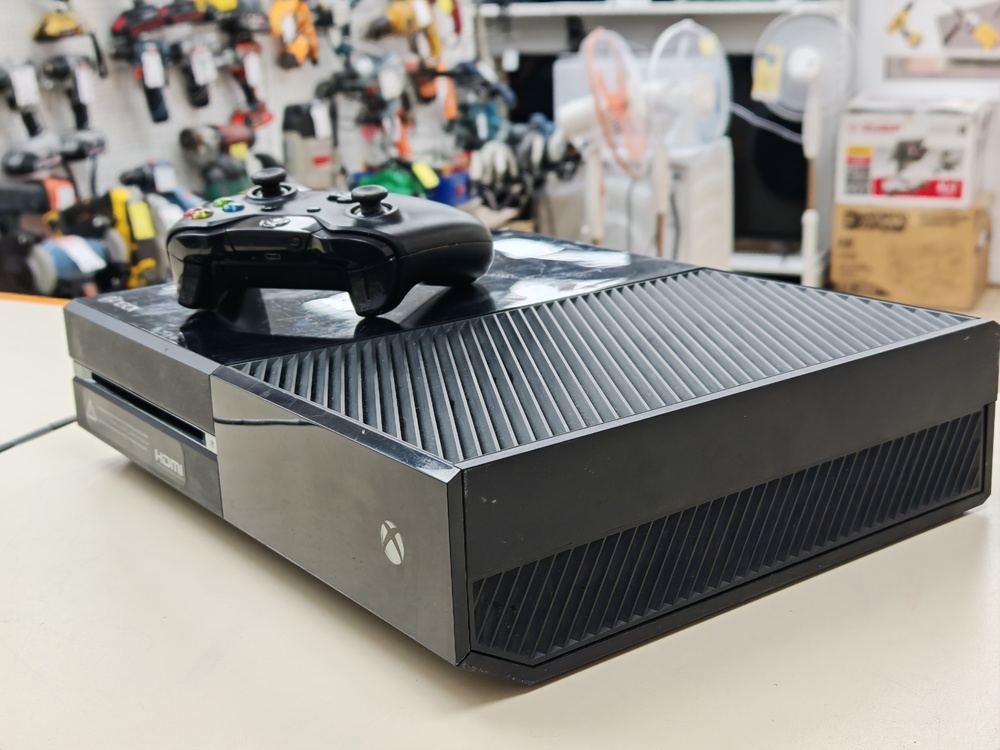 Игровая приставка Xbox One 500Gb