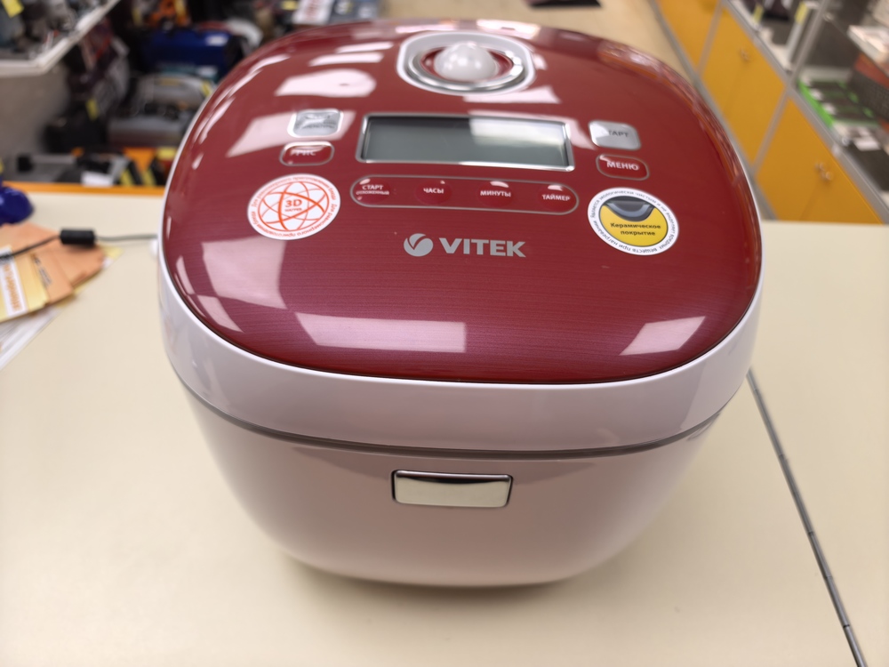 Мультиварка Vitek VT-4206-R