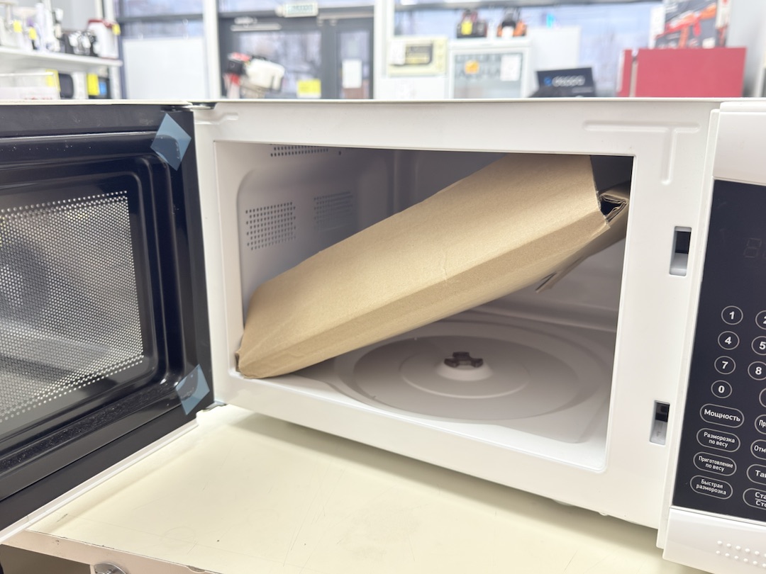 Микроволновая печь BBK 23MWS-915S