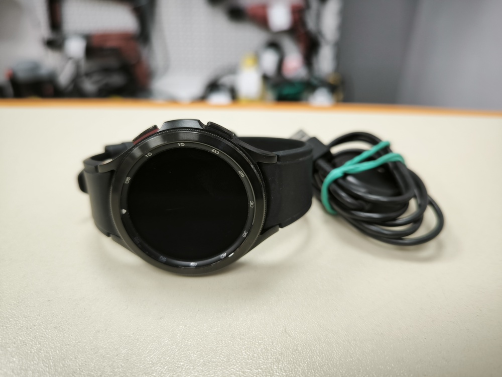 Смарт-часы Samsung Galaxy Watch 4 46mm