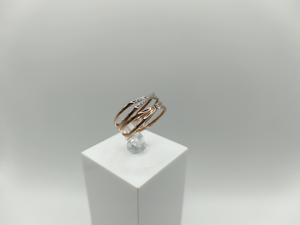 КОЛЬЦО С КАМНЯМИ (Au 585)