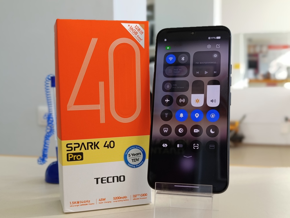 Смартфон Tecno SPARK 40 PRO 8/128