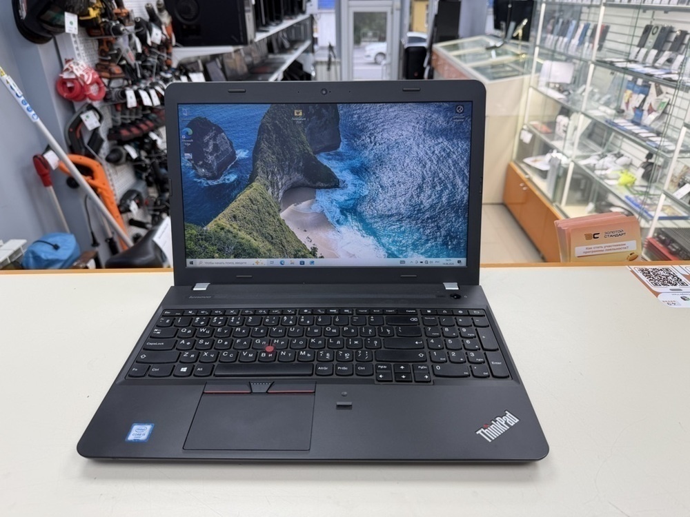 Ноутбук Lenovo; Core i5-6200U, Intel HD Graphics 520, 8 Гб, Нет, 1 Tb