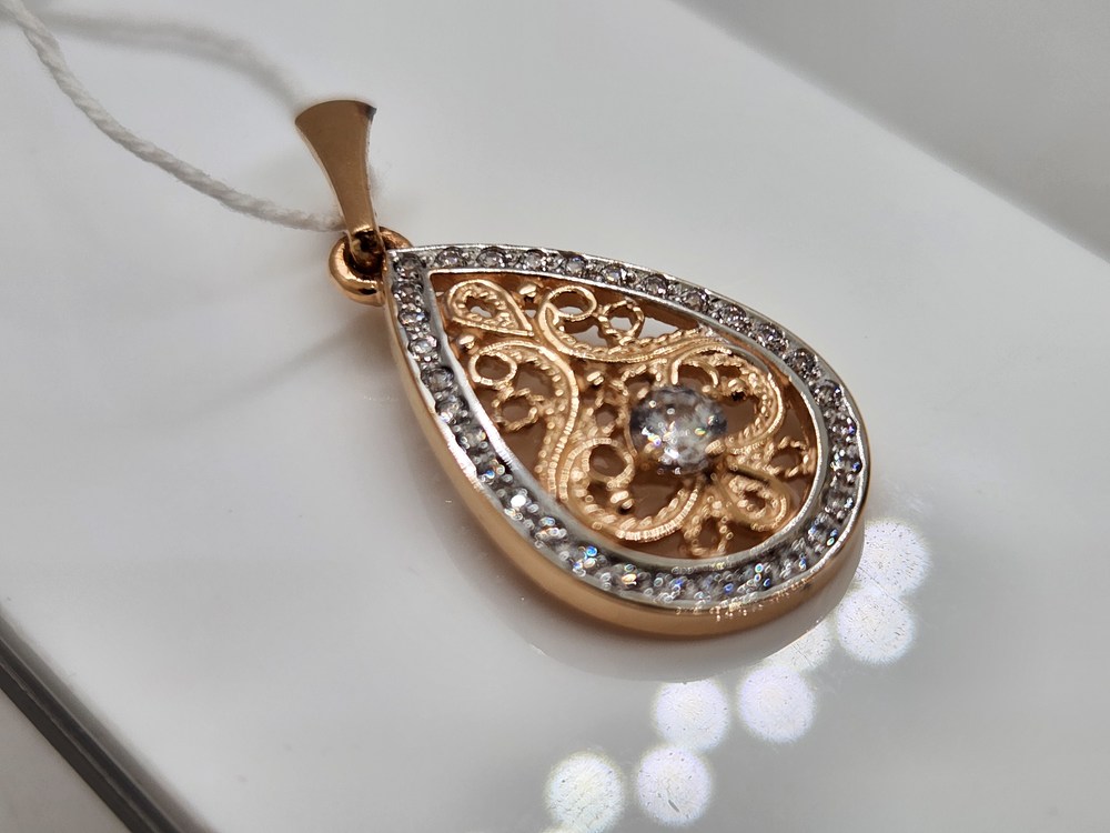 ПОДВЕСКА С КАМНЯМИ (Au 585)