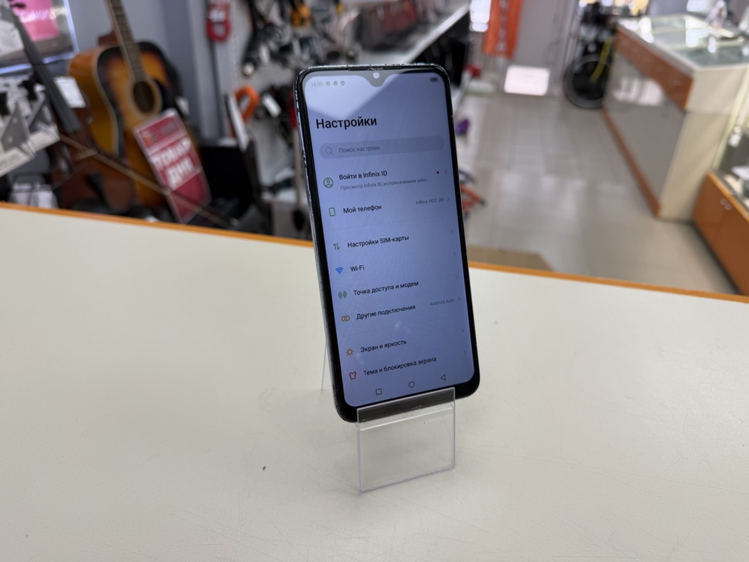 Смартфон Infinix HOT 30i 4/64