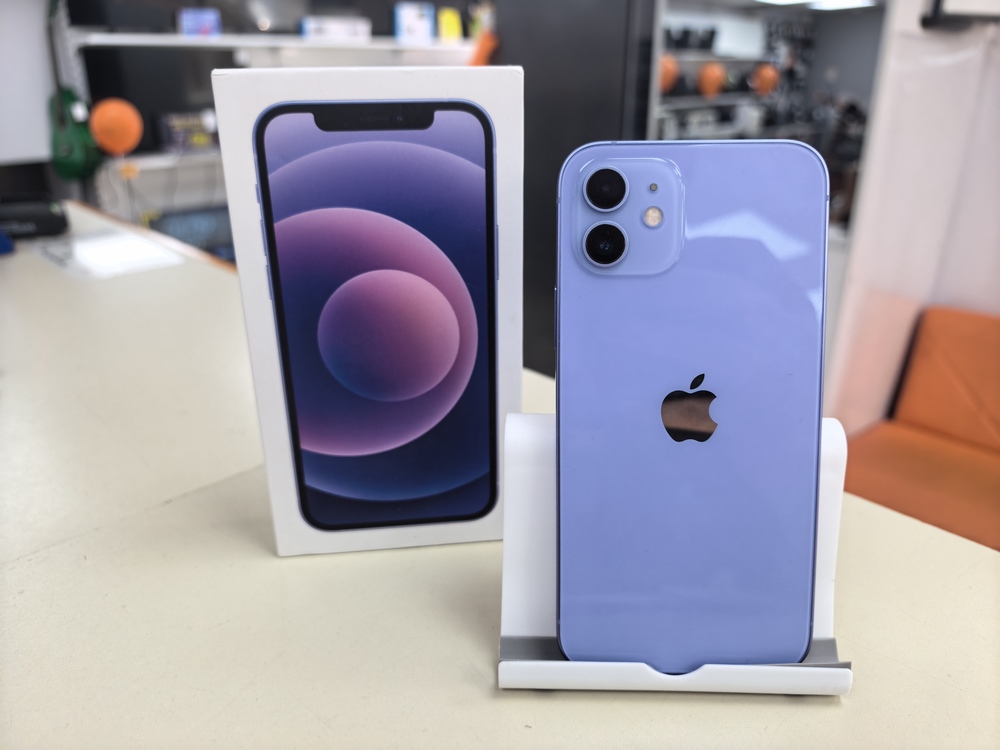 Смартфон Apple iPhone 12 128Gb