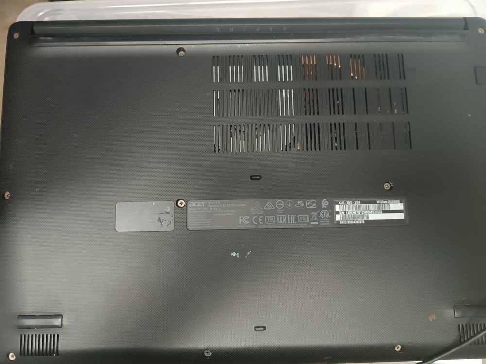 Ноутбук Acer A315-55KG; Core i3-7020U, GeForce MX130, 8 Гб, 256 Гб, Нет