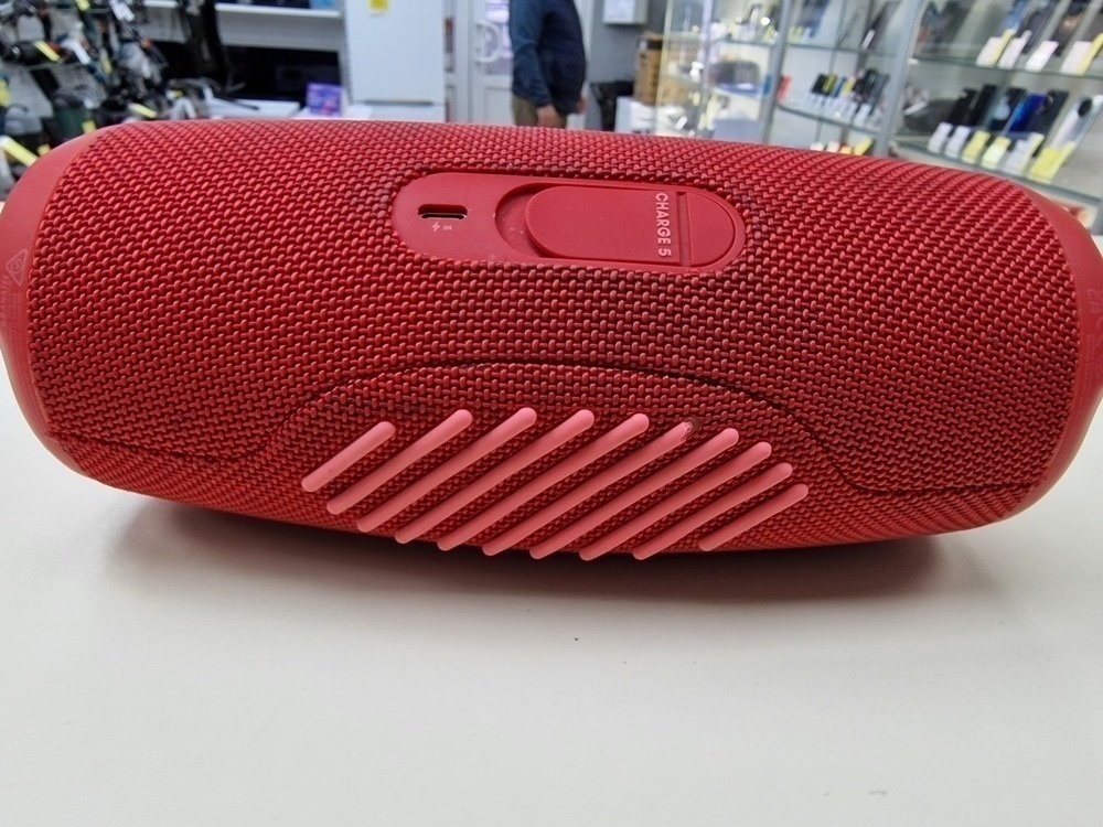 Портативная акустика JBL Charge 5