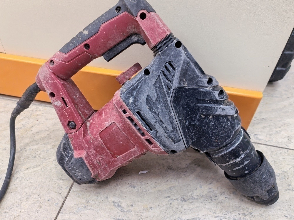 Перфоратор Энергомаш ПР1-1700