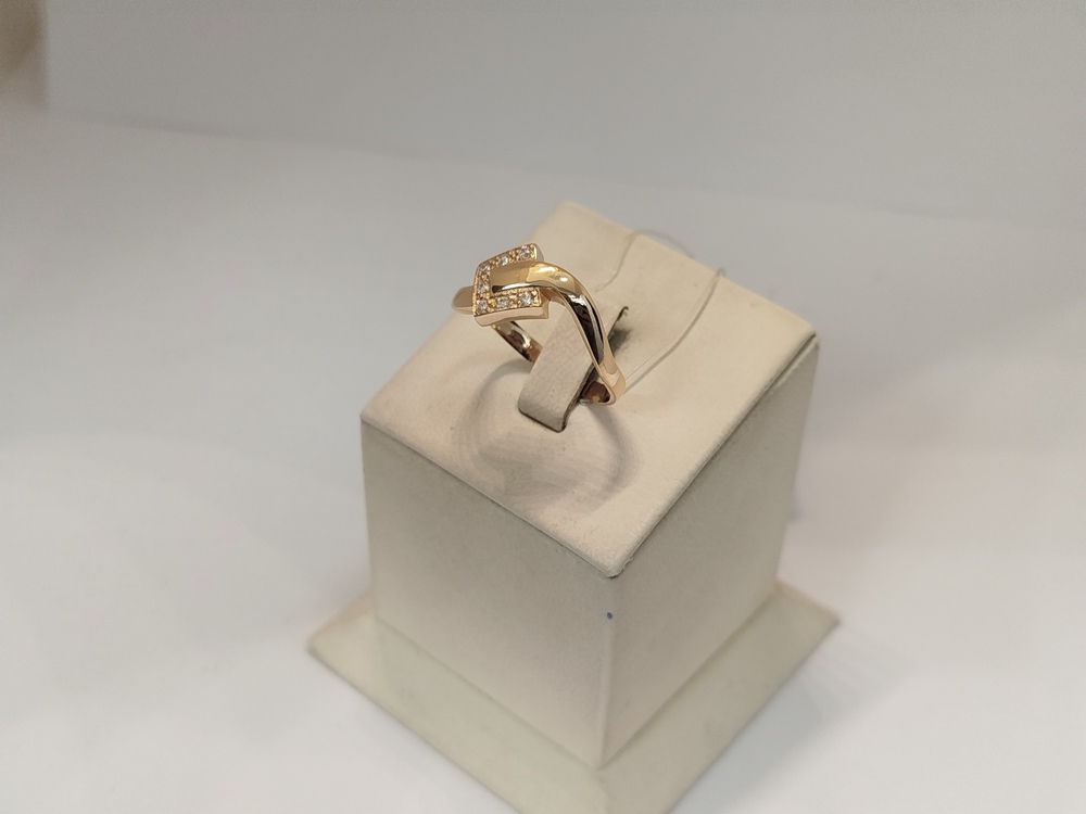 КОЛЬЦО С КАМНЯМИ (Au 585)