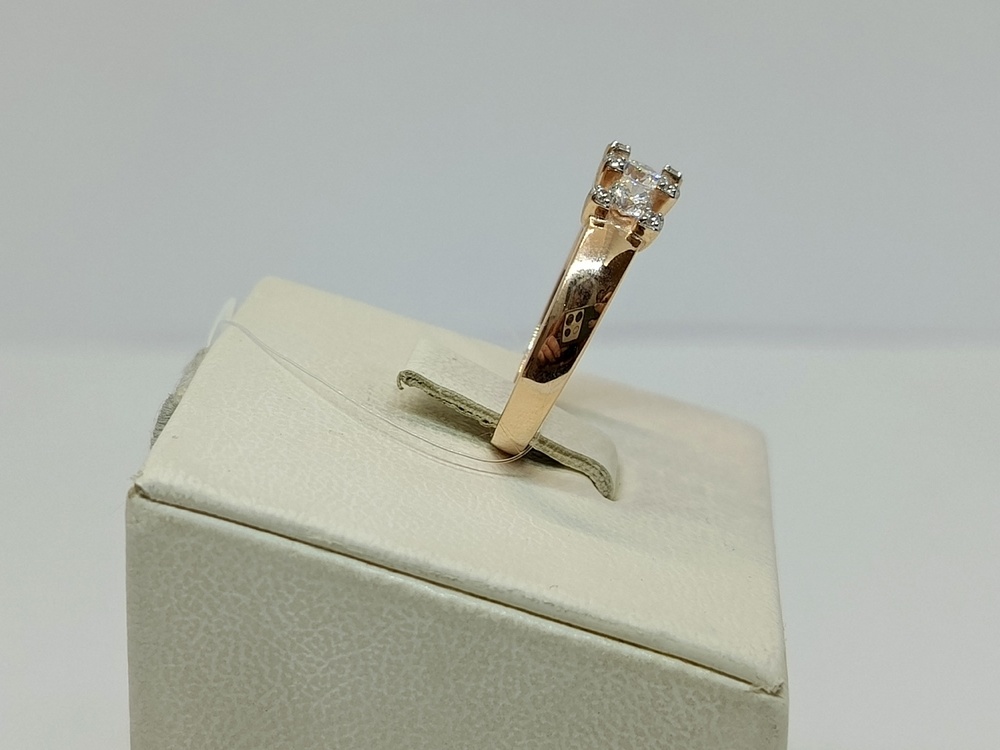 902-00150-10-00-20-00 КОЛЬЦО С КАМНЯМИ (Au 585)