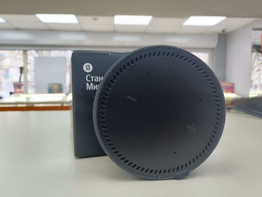 Умная колонка Яндекс Мини с часами