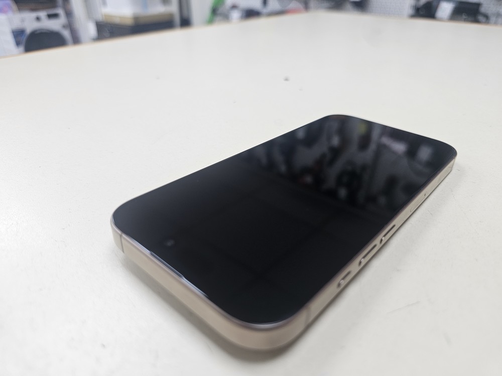 Смартфон Apple Iphone 16 Pro 128Gb