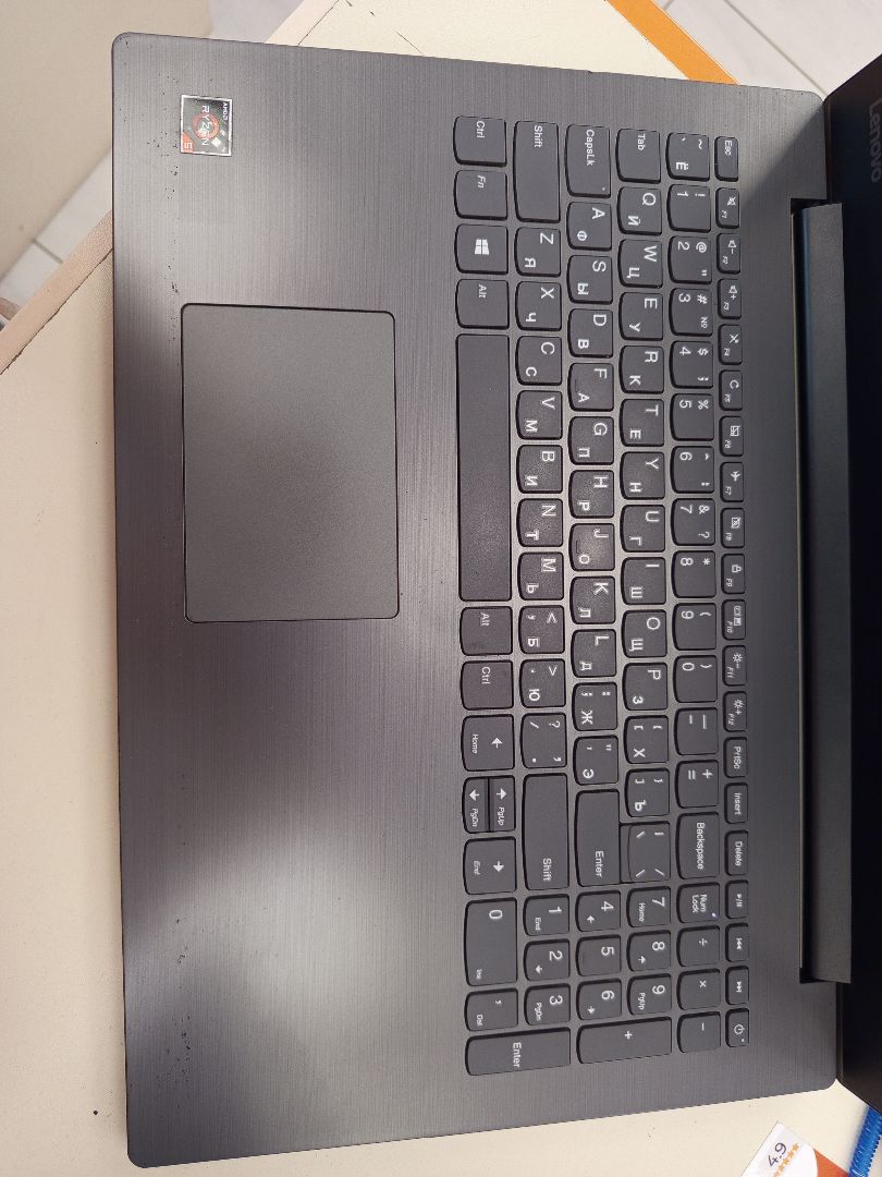Ноутбук Lenovo; Ryzen 5 2500U, Radeon RX 540, 8 Гб, 240 Гб, Нет