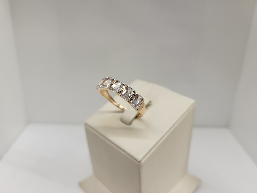 КОЛЬЦО С КАМНЯМИ (Au 585)