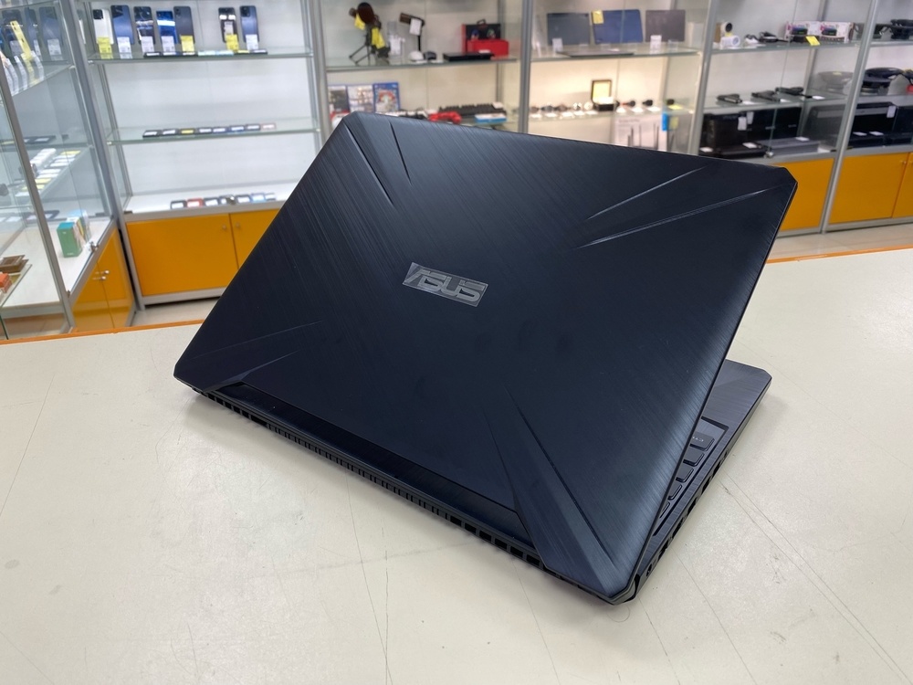 Ноутбук ASUS; Core i7-9750H, GeForce GTX 1650, 16 Гб, 1 Tb, Нет