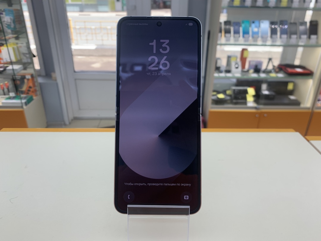 Смартфон Samsung Galaxy Z Flip 6 12/256