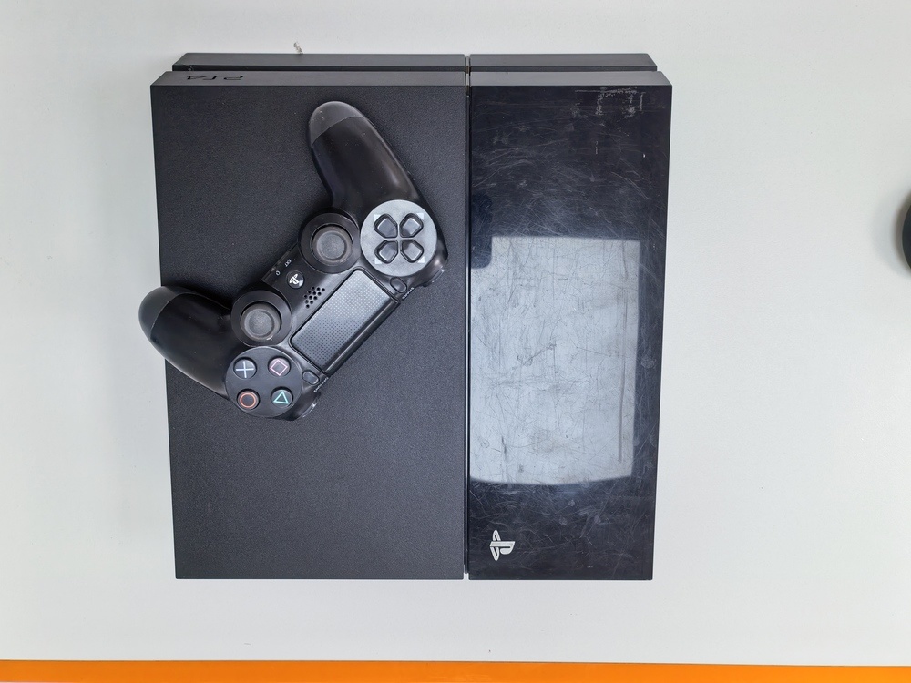 Игровая приставка PlayStation 4 FAT 500GB