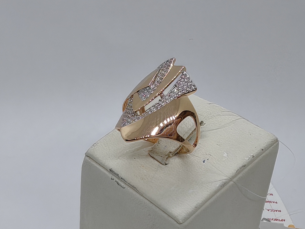 КОЛЬЦО С КАМНЯМИ (Au 585)