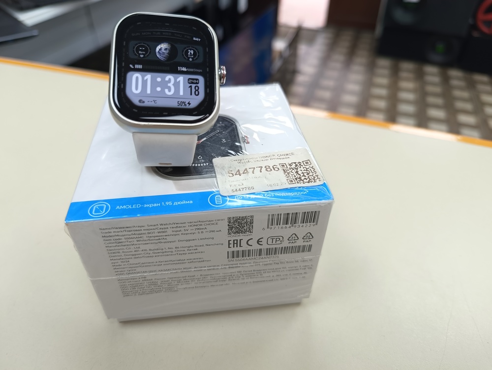 Смарт-часы Honor BOT-WB01
