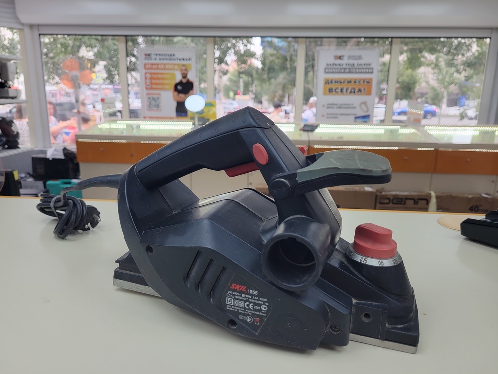 Электрорубанок SKIL 1555