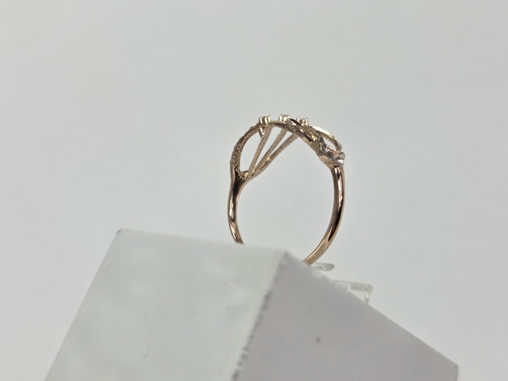 КОЛКМИ585 КОЛЬЦО С КАМНЯМИ (Au 585)