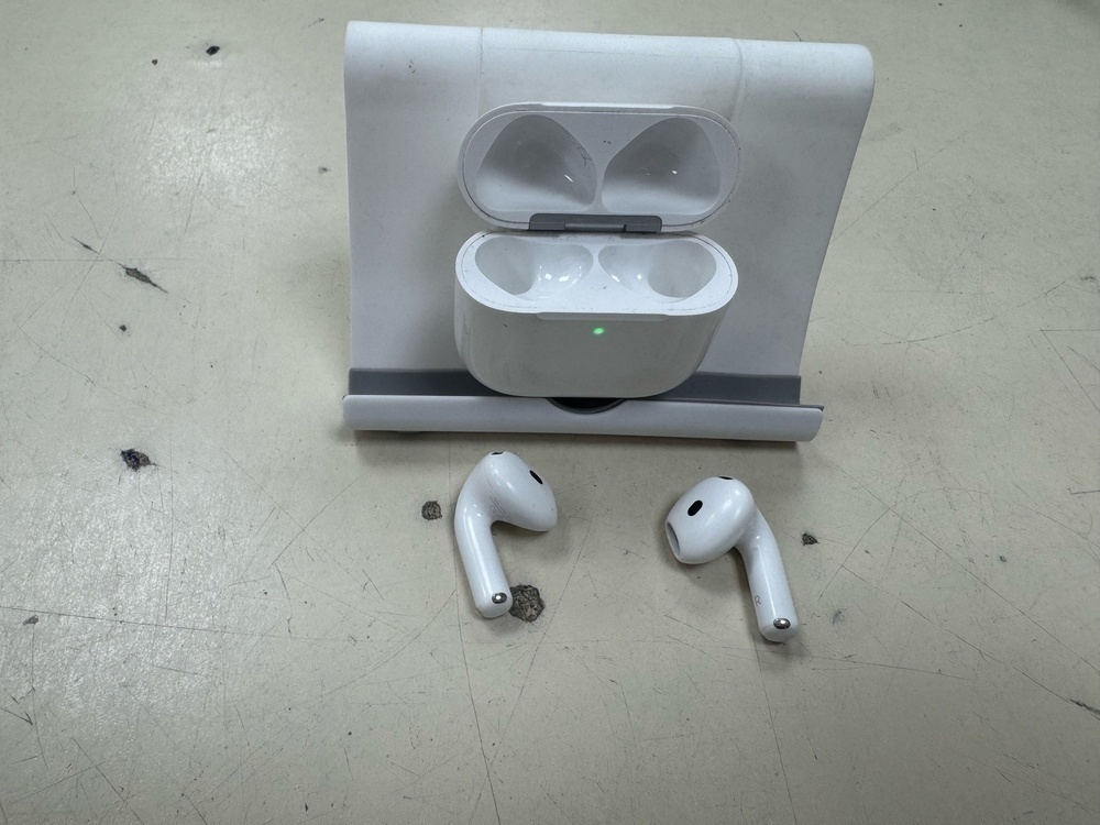 Наушники беспроводные Apple AirPods 4 с ANC