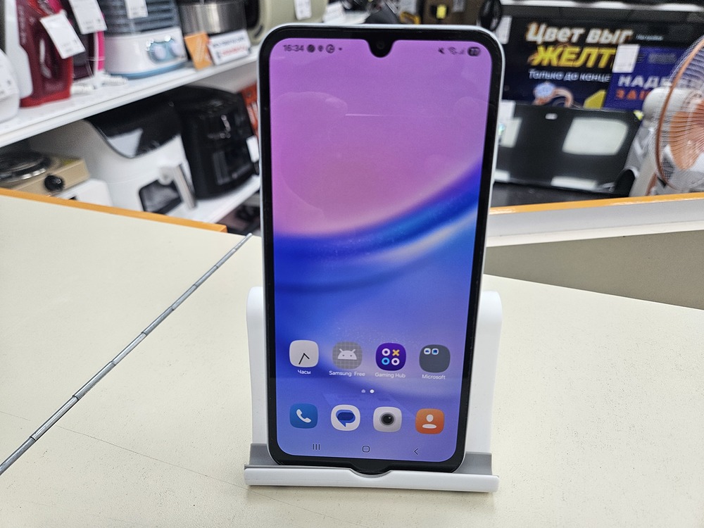 Смартфон Samsung Galaxy A15 4/128