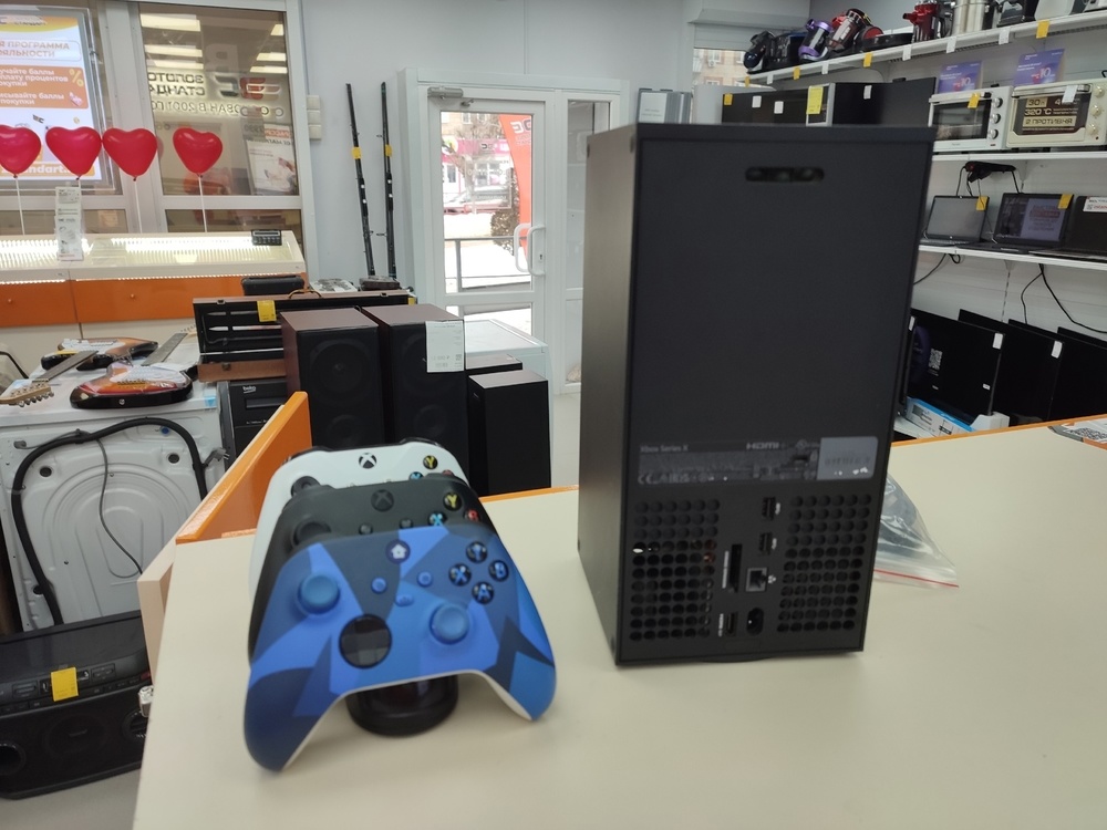 Игровая приставка Xbox Series X 1Tb